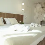 Lang - A House فيلة *