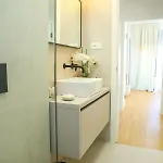Lang - A House فيلة بريفلاكا