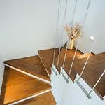Lang - A House فيلة *