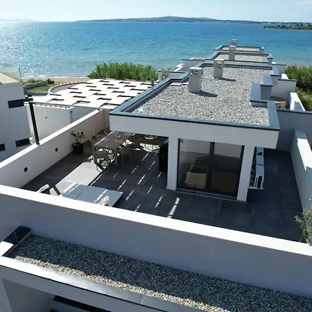 Lang - A House Vila *