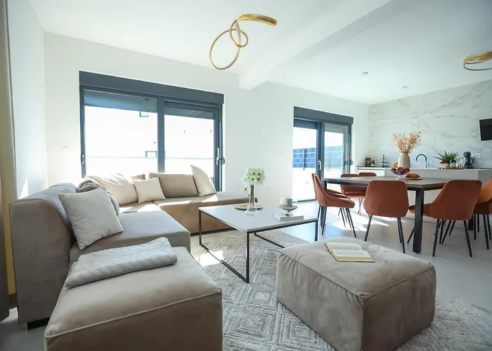 Βίλα Lang - A House